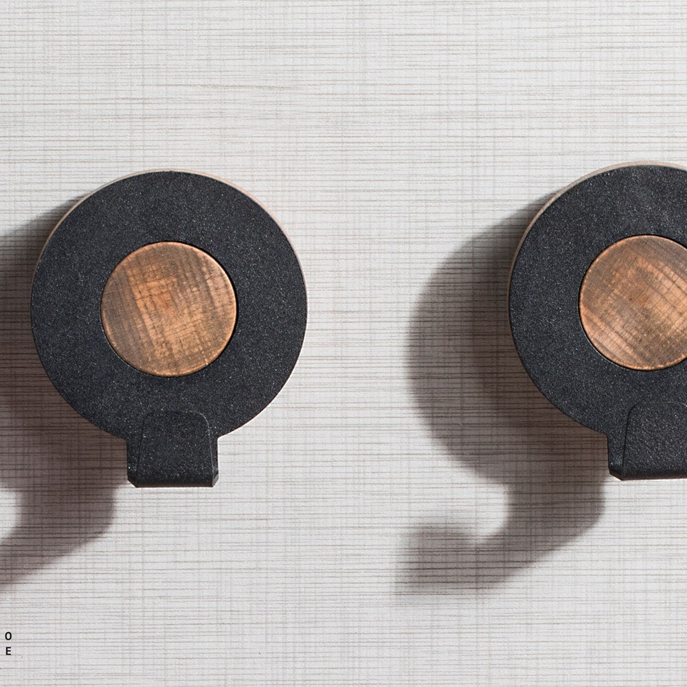 Wall Hooks, Black Metal and Wooden Hooks for Hanging Clothes, Handbags, Towels, Keys and Entryway Accessories