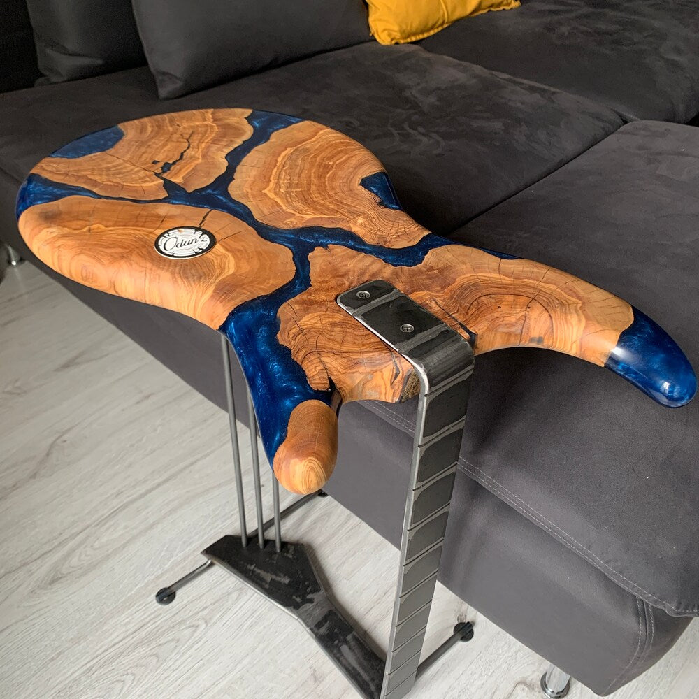 Coffee/Side/End/Guitar Table Wood Raund/Epoxy Resin Live Edge Rustic Unique River custom reclaimed luxury Wooden slab kitchen/sehpa table