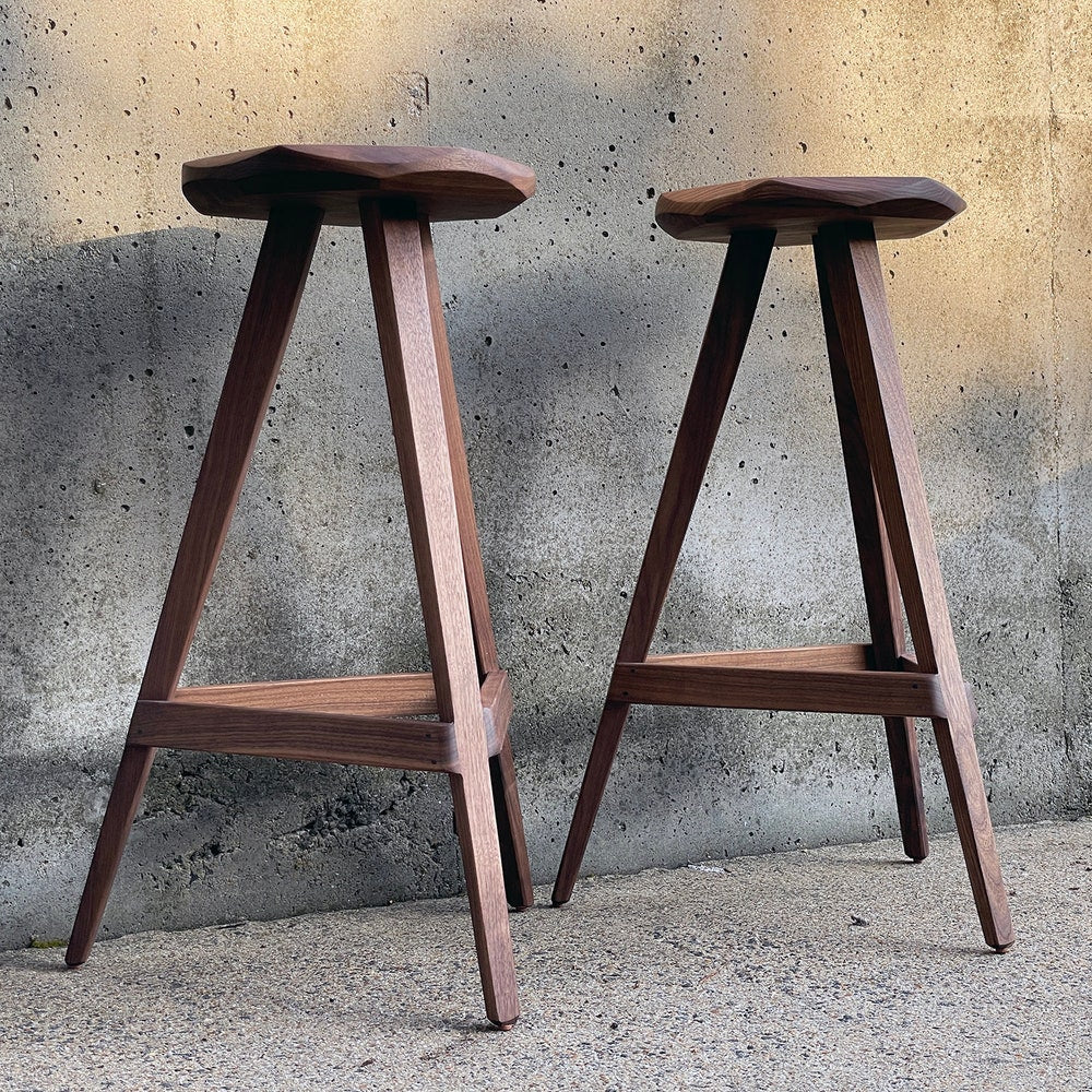 Bar Stool / Counter Stool / Stool - Tripod
