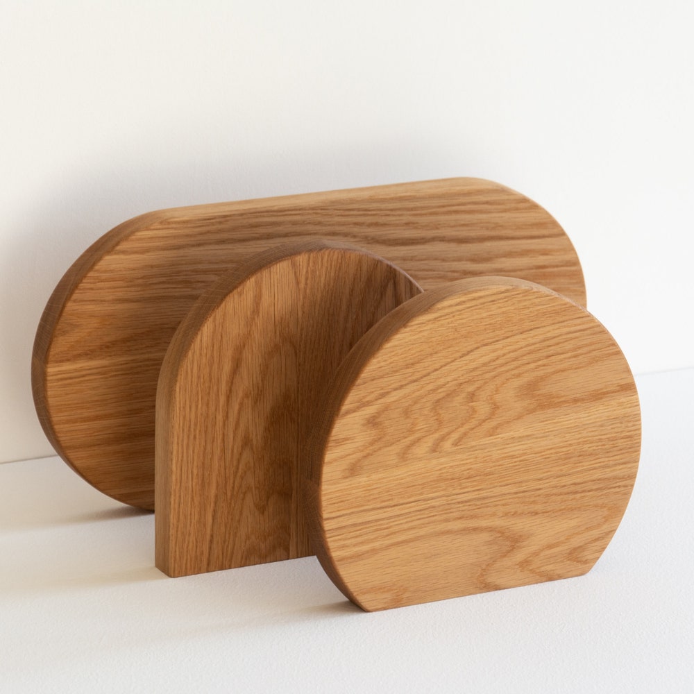 3 shapes, 3 meanings: set of 3 floating shelves made of oak