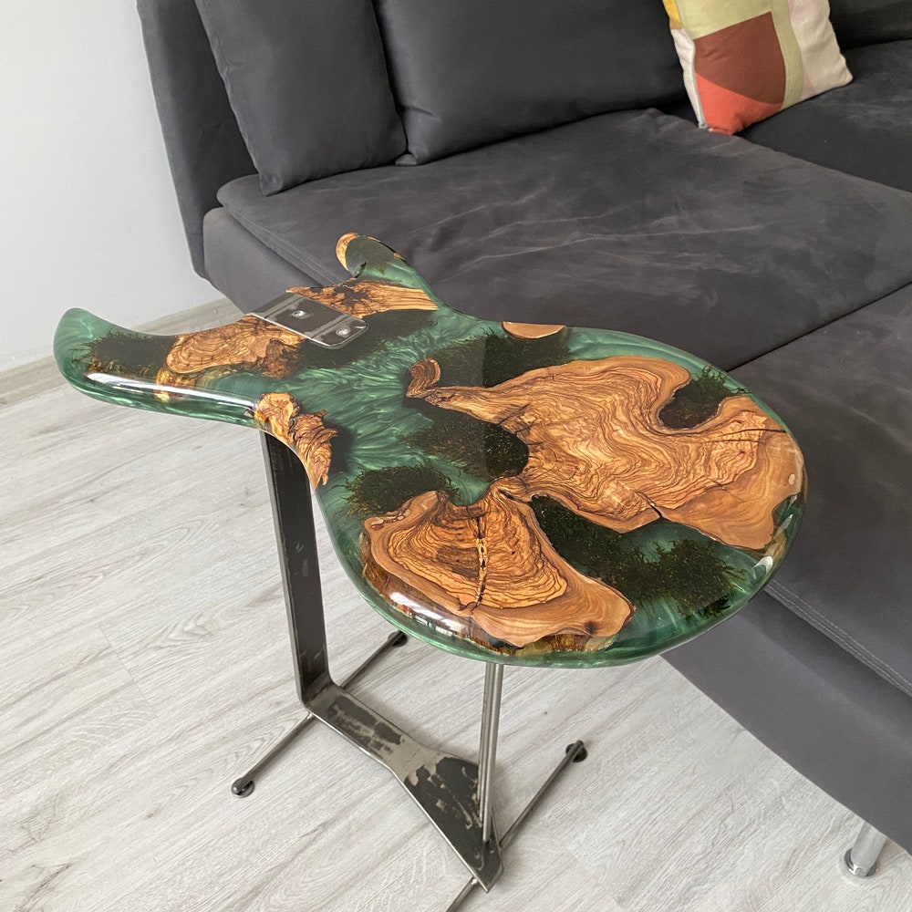 Coffee/Side/End/Guitar Table Wood Raund/Epoxy Resin Live Edge Rustic Unique custom reclaimed luxury Wooden slab/sehpa table Gift for her/him