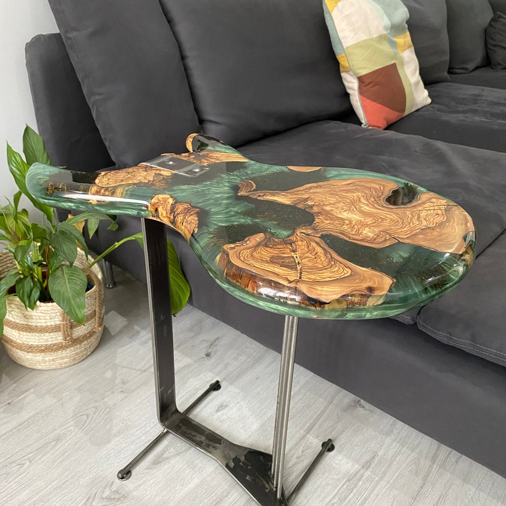 Coffee/Side/End/Guitar Table Wood Raund/Epoxy Resin Live Edge Rustic Unique custom reclaimed luxury Wooden slab/sehpa table Gift for her/him