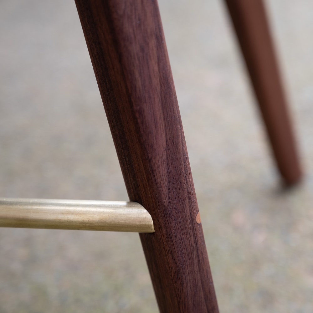 Swiveling Modern Bucket Seat Stool, counter stool, barstool, dining chair