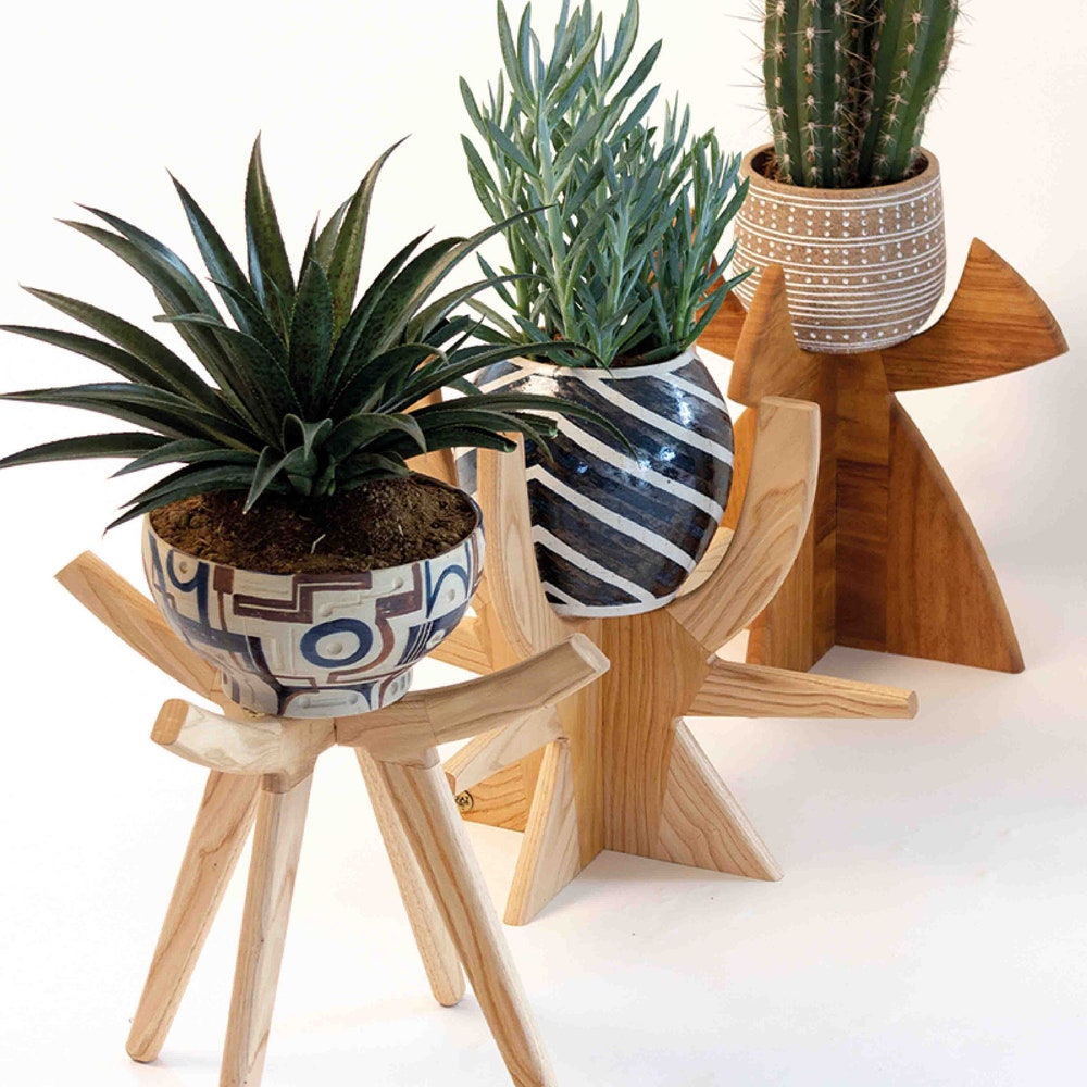 Ceramic pot holder Hanging planter Tall plant stand Wooden plant stand Cactus planter Wedding gift Garden decor Planter stand Plant shelf