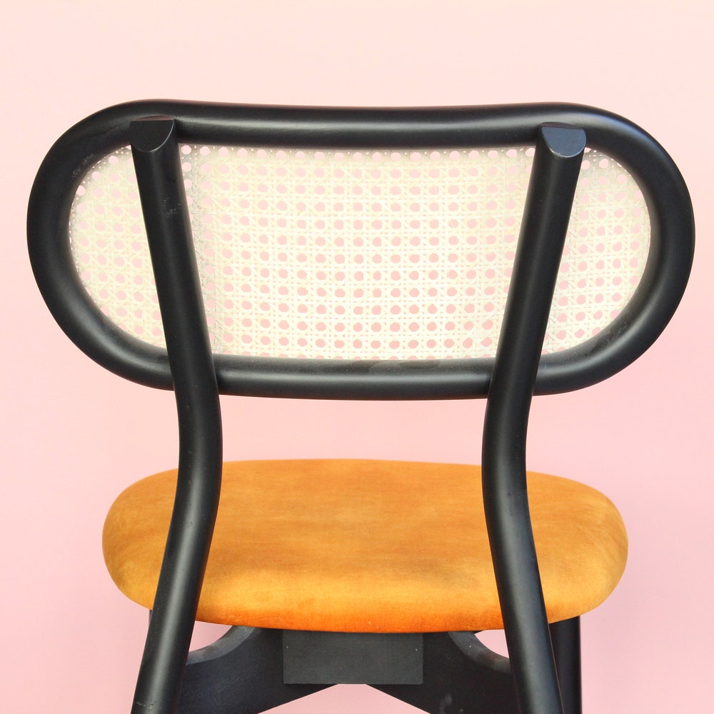 Comfortable Wooden Chair, Ideal for Living Room, Dining room, Kitchen, Handmade Home Furniture, Flexible Color Options, interior design