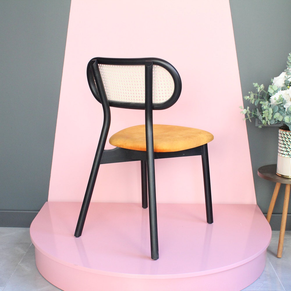 Comfortable Wooden Chair, Ideal for Living Room, Dining room, Kitchen, Handmade Home Furniture, Flexible Color Options, interior design