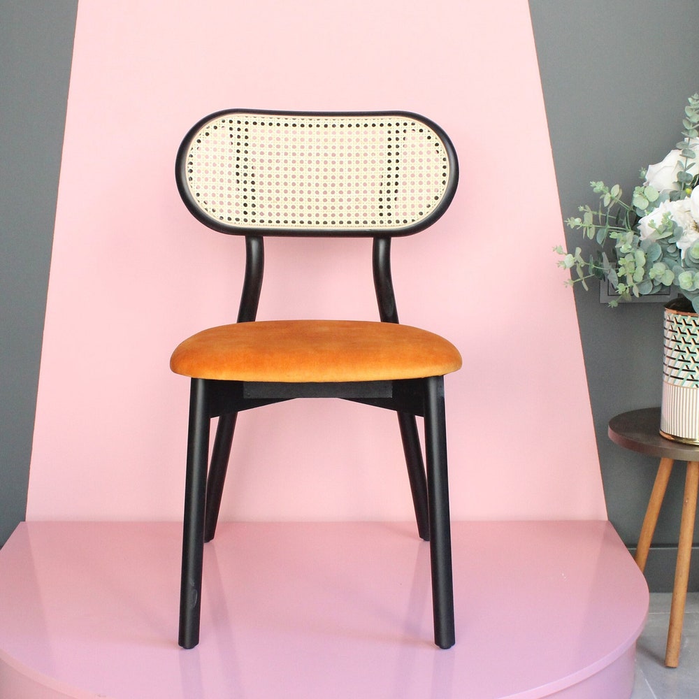 Comfortable Wooden Chair, Ideal for Living Room, Dining room, Kitchen, Handmade Home Furniture, Flexible Color Options, interior design