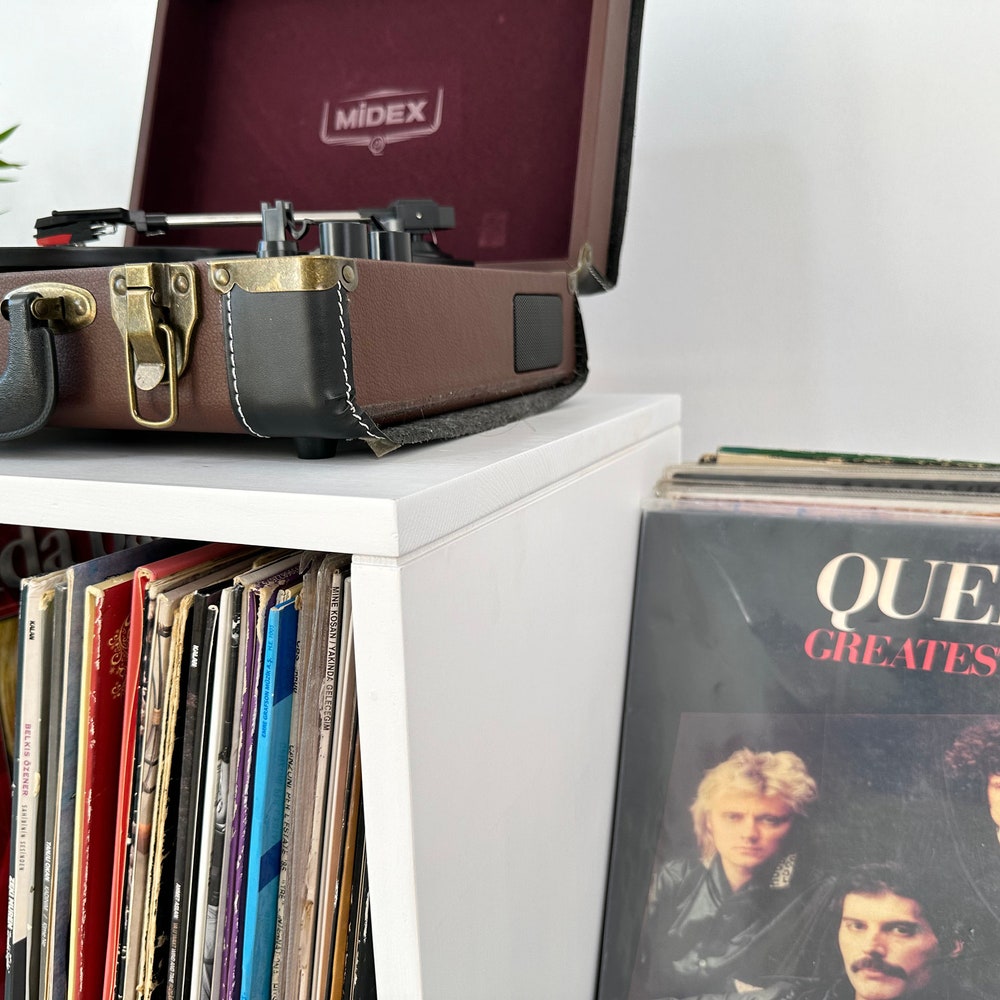 White Record Player Stand, Vinyl Console, Record Player Table, Record Cabinet, Vinyl record display