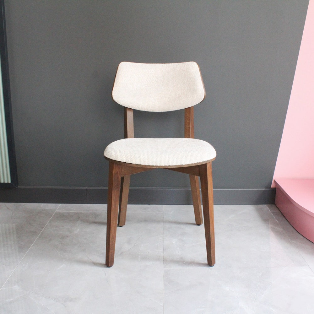 Comfortable Wooden Chair, Ideal for Living Room, Dining room, Kitchen, Handmade Furniture, Flexible Color Options, Home interior design