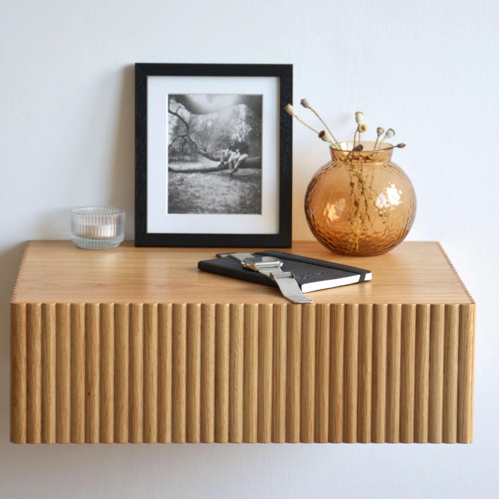 ALL-AROUND FLUTED floating nightstand - oak