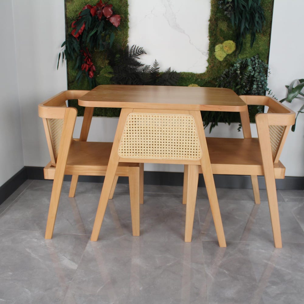3-piece table and chair set. Perfect for limited spaces with its wicker and interlocking structure.