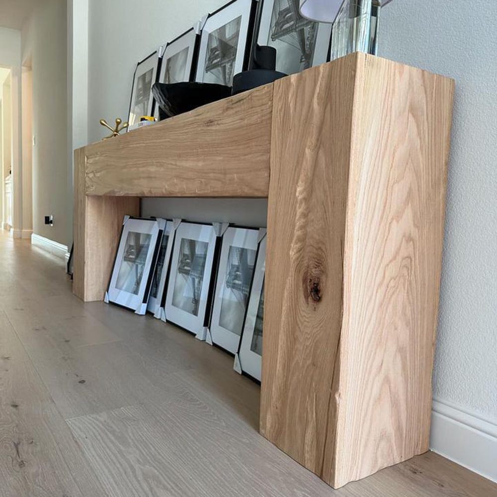 UBUD console in red oak wood