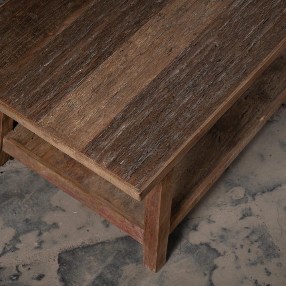 Vintage Reclaimed wood Coffee table With shelf | Rustic Farmhouse coffee table | Handcrafted from Sleeper/Barn Wood | Easily Customisable