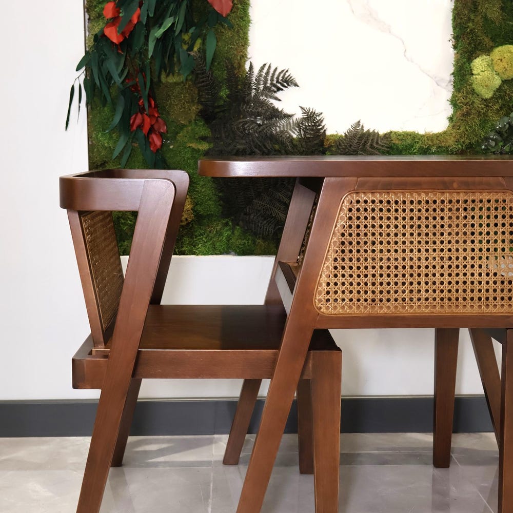 3-piece table and chair set. Perfect for limited spaces with its wicker and interlocking structure.