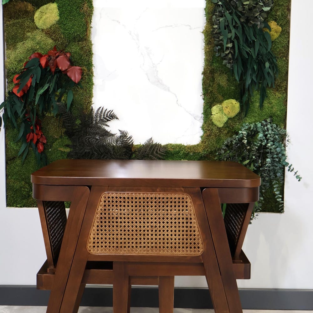3-piece table and chair set. Perfect for limited spaces with its wicker and interlocking structure.
