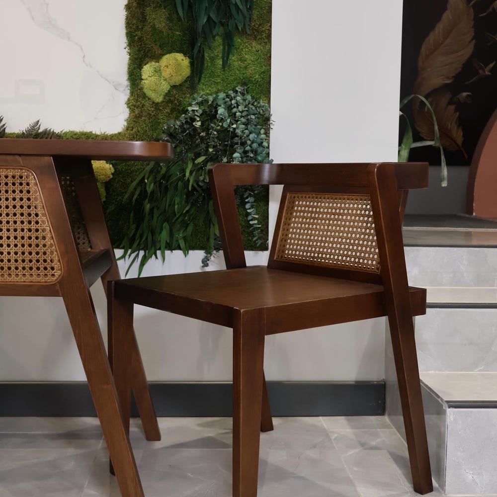3-piece table and chair set. Perfect for limited spaces with its wicker and interlocking structure.